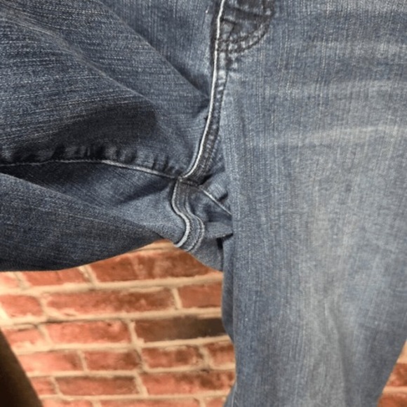 Women's TORRID Relaxed Fit Capri Jeans Size 24S - Picture 6 of 7